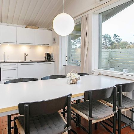 6 Person Holiday Home On A Holiday Park In Гиллеляйе Экстерьер фото