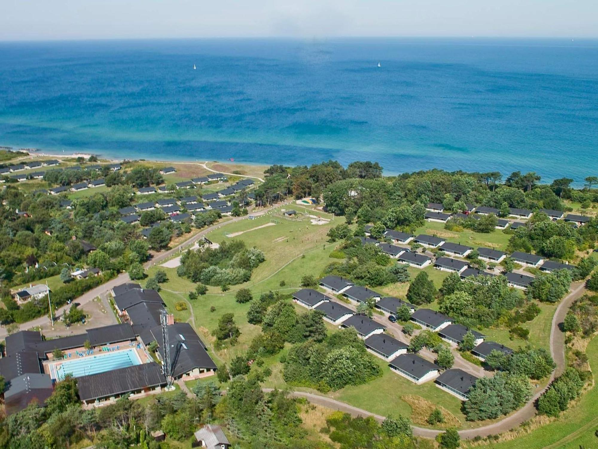 6 Person Holiday Home On A Holiday Park In Гиллеляйе Экстерьер фото