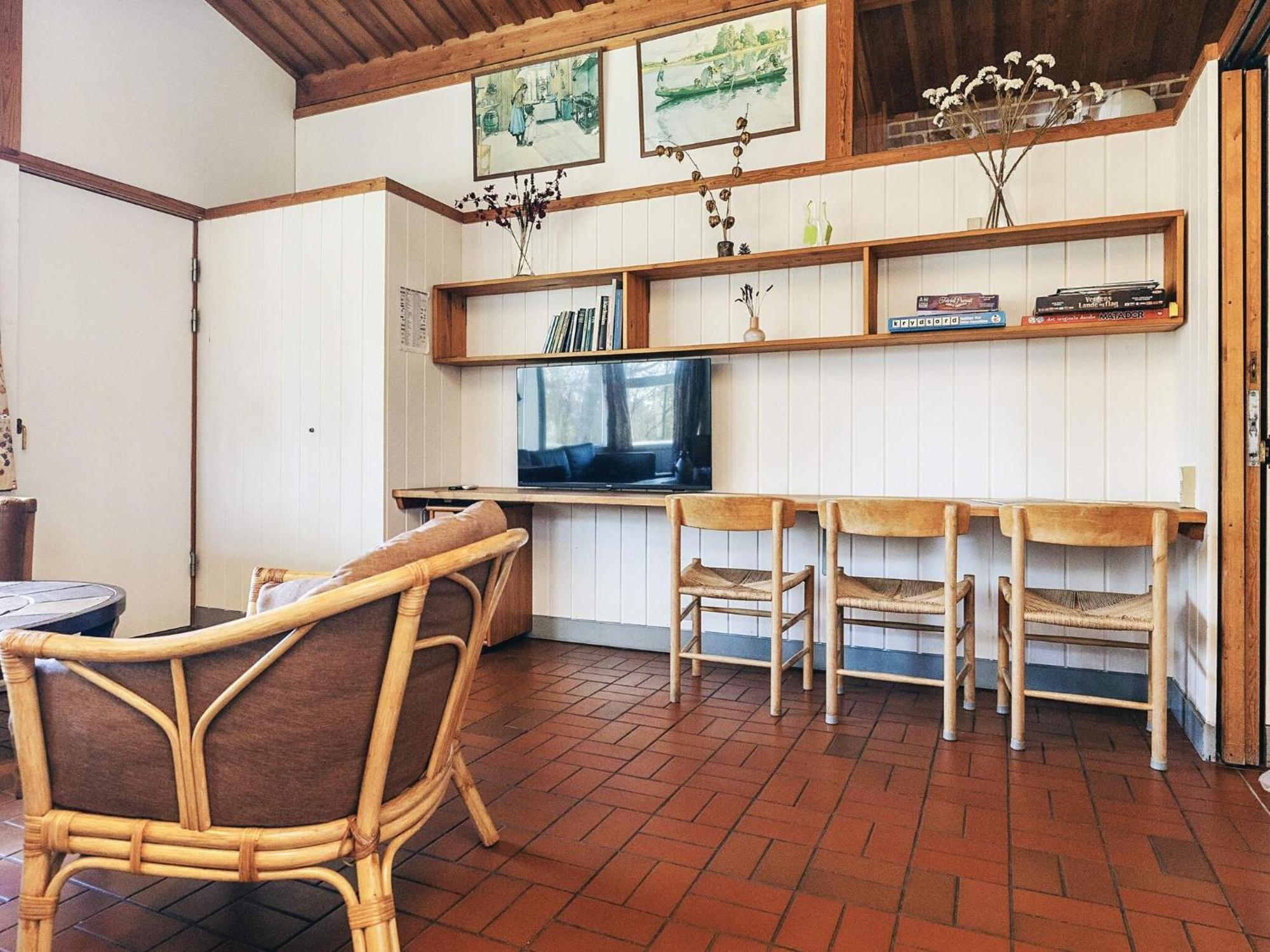 6 Person Holiday Home On A Holiday Park In Гиллеляйе Экстерьер фото